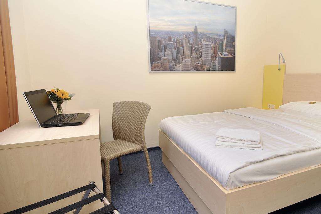 Best Deal Airporthotel Weeze Bilik gambar
