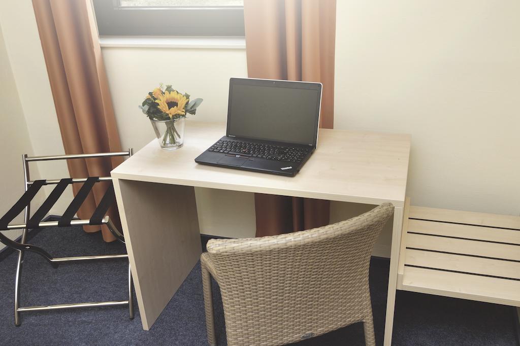 Best Deal Airporthotel Weeze Bilik gambar